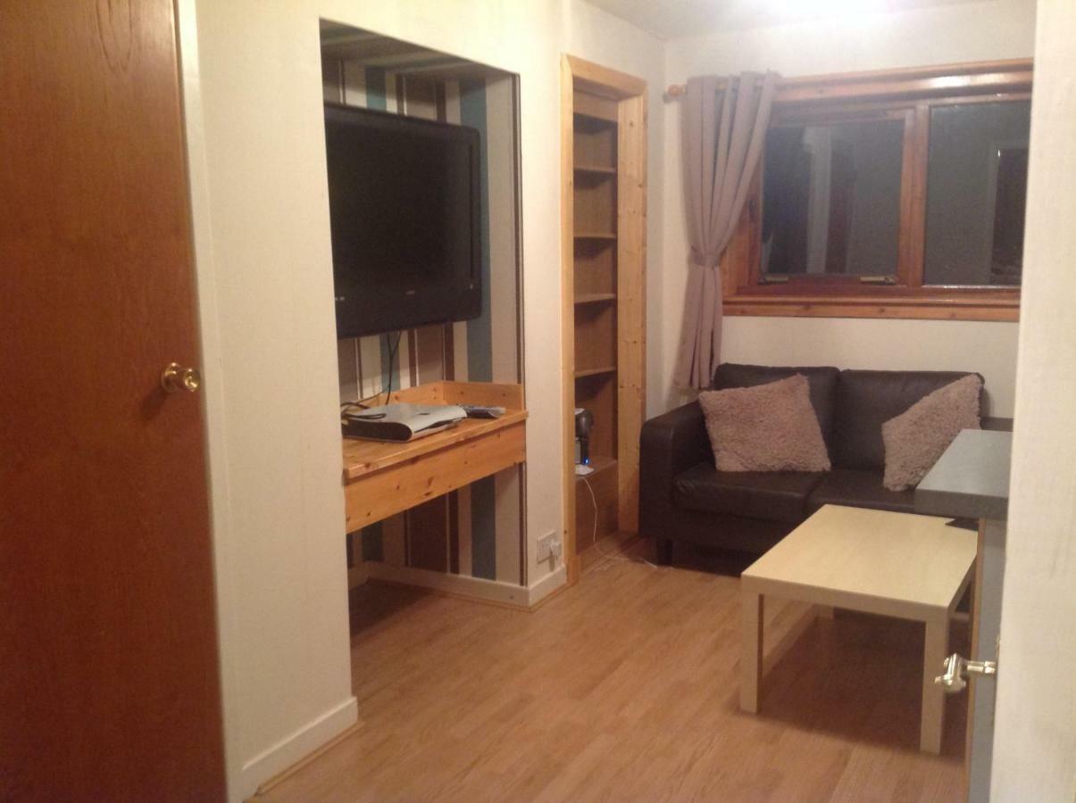 Kells Roadside Apartment Hamnavoe Exterior foto